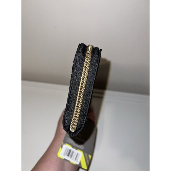 NWT TRAVELON Safe ID Wallet-RFID Blocking-Protects Your Identity Black Zip Aroun - Picture 4 of 15